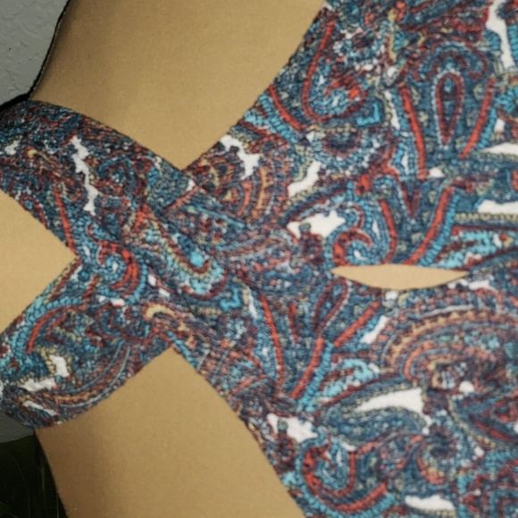 Michael Kors Women Paisley Halter Neck Tank - Picture 5 of 9